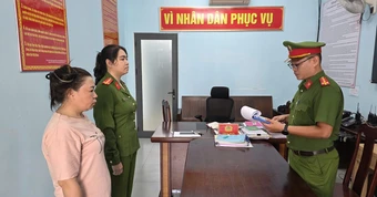 Cái giá phải trả từ các vụ vượt gác chắn, hành hung nữ nhân viên đường sắt