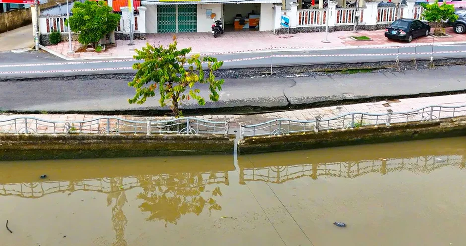 Cần Thơ: Tìm giải pháp khắc phục các điểm sạt lở nghiêm trọng trên tỉnh lộ 932C Cần Thơ: Tìm giải pháp khắc phục các điểm sạt lở nghiêm trọng trên tỉnh lộ 932C
