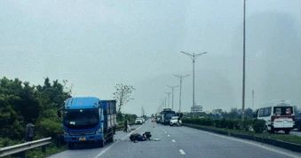Cảnh sát tìm nhân chứng vụ tai nạn khiến một người tử vong ở Ninh Bình