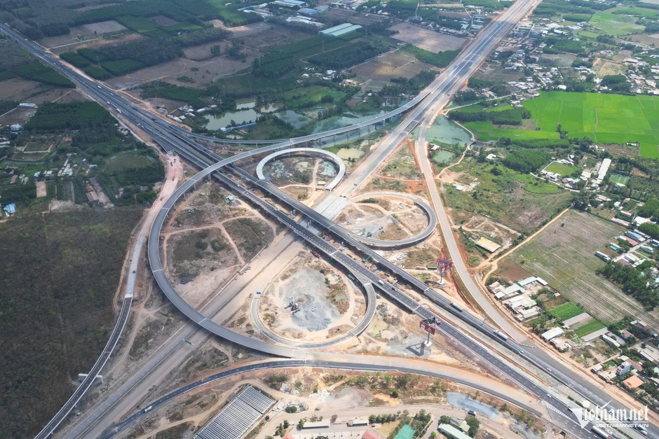 Cao tốc Biên Hòa - Vũng Tàu sắp khai thác, VEC triển khai phương án thu phí tạm Cao tốc Biên Hòa - Vũng Tàu sắp khai thác, VEC triển khai phương án thu phí tạm