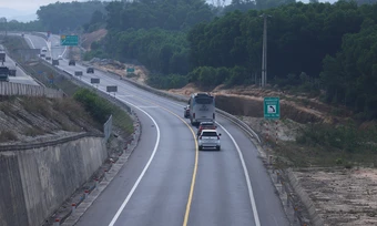 Cao tốc Cam Lộ - La Sơn tăng tốc độ tối đa lên 80 km/h tại một số đoạn