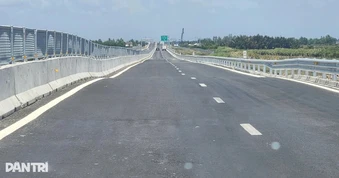 Cao tốc Cần Thơ - Cà Mau lún mố cầu, chủ đầu tư lý giải như thế nào?