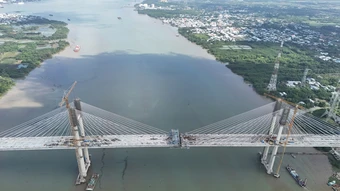 Cầu dây văng cao nhất Việt Nam hoàn thành vào tháng 9