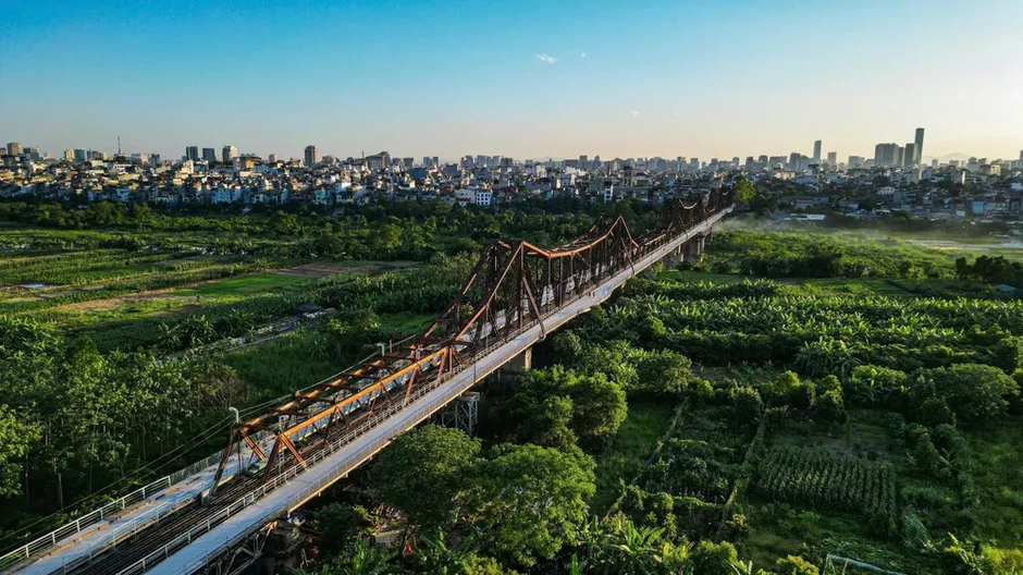 Cầu Long Biên thông xe trở lại sau hơn 2 tháng sửa chữa Cầu Long Biên thông xe trở lại sau hơn 2 tháng sửa chữa