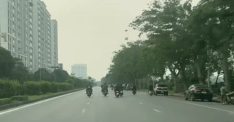 Chặn nhóm 'quái xế' ở Hà Nội, lộ thủ phạm trong clip lan truyền trên mạng xã hội
