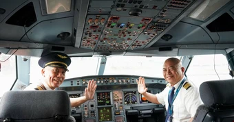 Cơ trưởng kể về chuyến bay đặc biệt đưa chiếc A330 từ Mỹ về Việt Nam