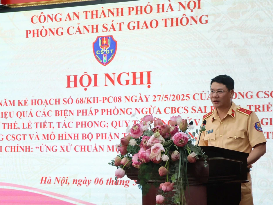 CSGT Hà Nội siết chặt giám sát, phòng ngừa sai phạm của cán bộ từ sớm CSGT Hà Nội siết chặt giám sát, phòng ngừa sai phạm của cán bộ từ sớm