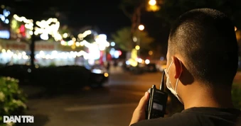 CSGT hóa trang tuần tra trên phố, nhiều tài xế ô tô "dính cồn" bị xử lý