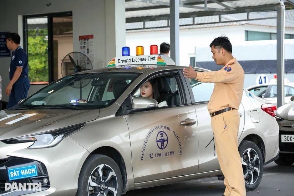 Cục CSGT: Cố tình áp dụng mẹo trong sát hạch sẽ bị đình chỉ thi Cục CSGT: Cố tình áp dụng mẹo trong sát hạch sẽ bị đình chỉ thi