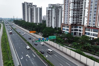 Cục CSGT đề xuất bố trí 'làn vượt xe' trên cao tốc
