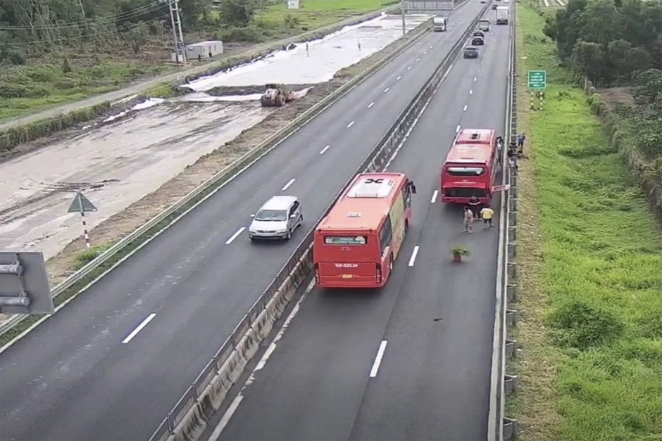 Cục CSGT đưa ra con số giật mình về thiết bị cảnh báo nguy hiểm trên ô tô Cục CSGT đưa ra con số giật mình về thiết bị cảnh báo nguy hiểm trên ô tô
