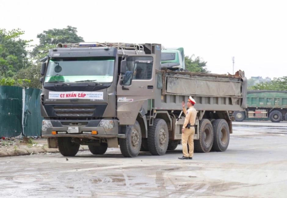 Cục CSGT mạnh tay xử lý 'hung thần' xe ben Cục CSGT mạnh tay xử lý 'hung thần' xe ben