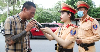 Cục CSGT nói rõ về tin đồn "tăng mức xử phạt vi phạm giao thông"