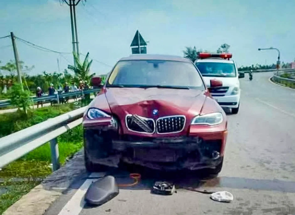 Danh tính tài xế điều khiển xe BMW gây tai nạn chết người ở Ninh Bình Danh tính tài xế điều khiển xe BMW gây tai nạn chết người ở Ninh Bình