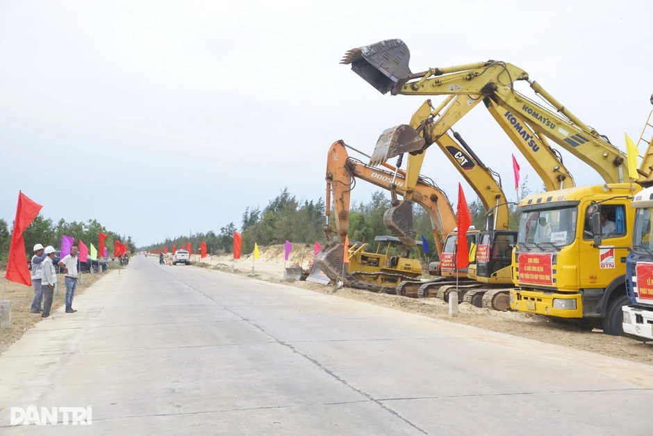 Đầu tư hơn 2.600 tỷ đồng mở trục giao thông ven biển Gia Lai