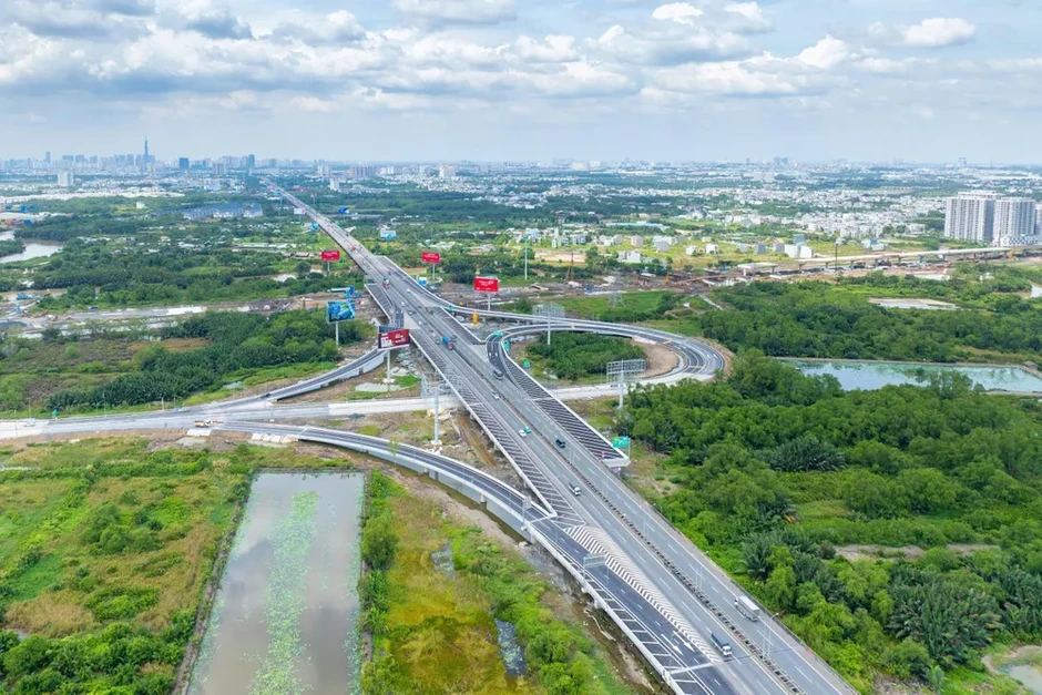 Đẩy nhanh tiến độ các dự án giao thông kết nối sân bay Long Thành, cầu Phú Mỹ 2