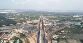 Đẩy nhanh tiến độ, đưa tuyến chính cao tốc Biên Hòa - Vũng Tàu giai đoạn 1 vào khai thác