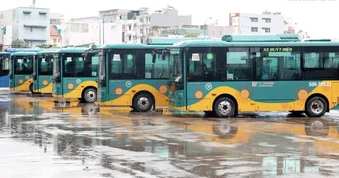 Đề xuất ban hành định mức để đấu thầu xe buýt điện nhỏ và trung bình ở TPHCM