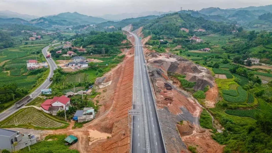 Đề xuất bổ sung quy hoạch 5 tuyến cao tốc mới Đề xuất bổ sung quy hoạch 5 tuyến cao tốc mới