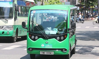 Đề xuất buýt mini vào hẻm nhỏ, gom khách cho metro ở TP HCM