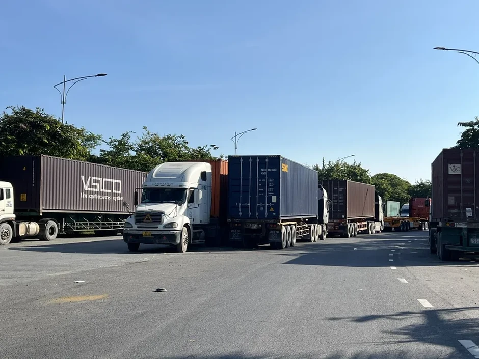 Đề xuất lộ trình, mức hỗ trợ chuyển đổi xe xăng sang điện, năng lượng xanh tại TPHCM Đề xuất lộ trình, mức hỗ trợ chuyển đổi xe xăng sang điện, năng lượng xanh tại TPHCM