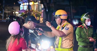 Đề xuất tăng mạnh thẩm quyền xử phạt vi phạm giao thông