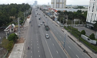 Diện mạo quốc lộ 13 nối TP HCM - Bình Dương sau mở rộng 8 làn xe