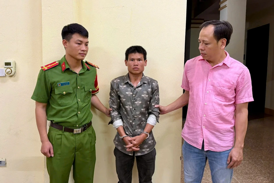 Giải cứu bé gái 6 tuổi bị bắt cóc ở Sơn La Giải cứu bé gái 6 tuổi bị bắt cóc ở Sơn La