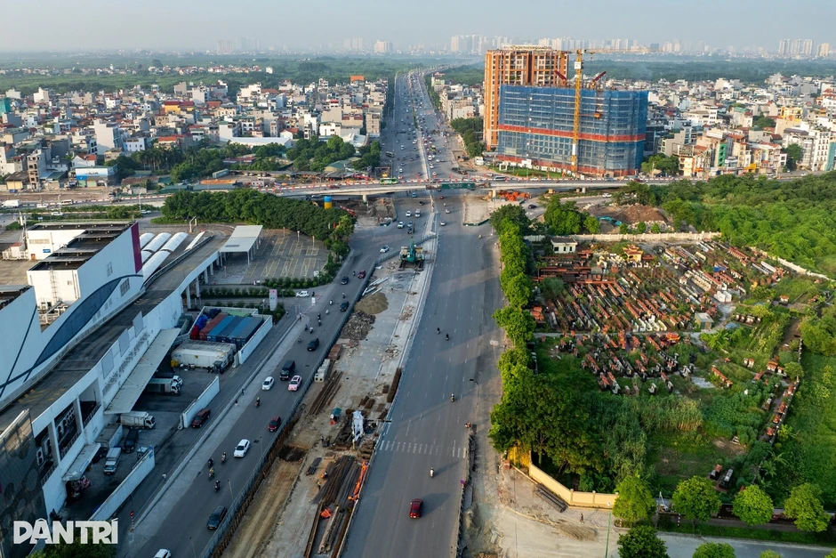 Hà Nội cấm ô tô quay đầu, rẽ trái trên đường Cổ Linh giờ cao điểm Hà Nội cấm ô tô quay đầu, rẽ trái trên đường Cổ Linh giờ cao điểm