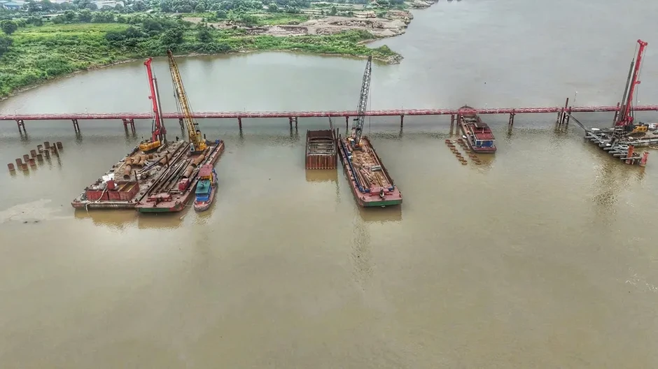 Hà Nội: Cầu Thượng Cát vào giai đoạn thi công then chốt Hà Nội: Cầu Thượng Cát vào giai đoạn thi công then chốt