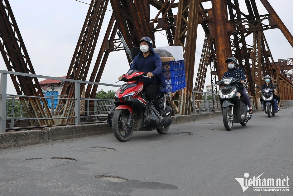 Hà Nội chốt ngày phương tiện được lưu thông trở lại trên cầu Long Biên