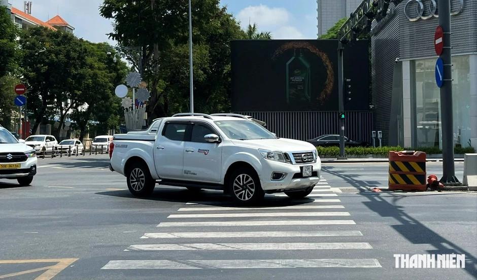 Hà Nội đề xuất 'giải cứu' xe bán tải, cho phép lưu thông như ô tô con Hà Nội đề xuất 'giải cứu' xe bán tải, cho phép lưu thông như ô tô con