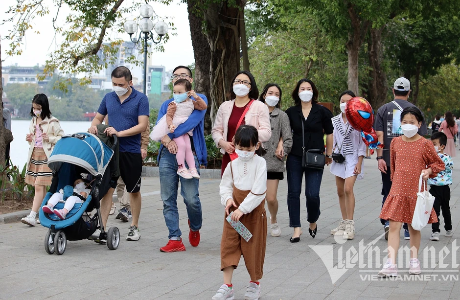 Hà Nội dựng “xương sống” vùng phát thải thấp: Không chỉ trạm sạc, bến bãi đỗ xe Hà Nội dựng “xương sống” vùng phát thải thấp: Không chỉ trạm sạc, bến bãi đỗ xe
