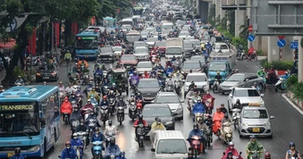 Hà Nội rào chắn hơn 1,2km đường Nguyễn Trãi và nhiều tuyến đường trung tâm