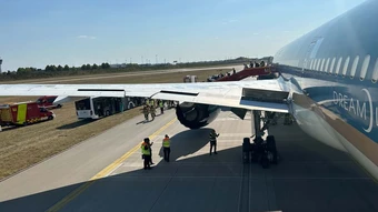 Hai giờ căng thẳng trên chiếc Boeing 787-9 phải quay đầu lại Munich