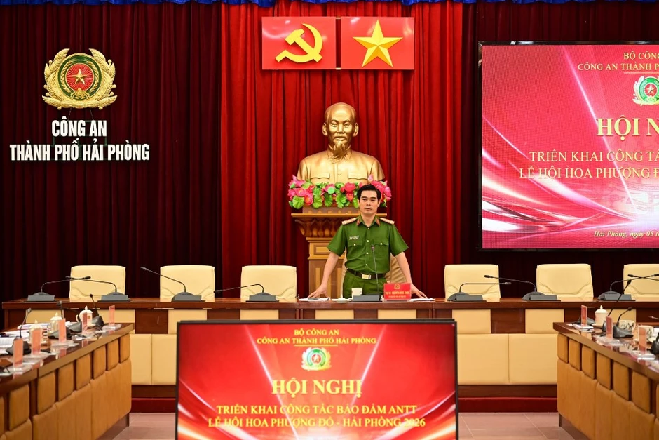 Hải Phòng tạm cấm một số tuyến đường phục vụ Lễ hội Hoa phượng đỏ Hải Phòng tạm cấm một số tuyến đường phục vụ Lễ hội Hoa phượng đỏ