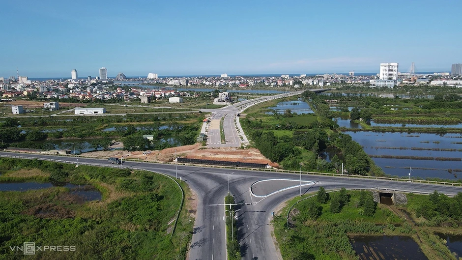 Hai tuyến đường mòn mỏi chờ đấu nối đường tránh quốc lộ 1 Hai tuyến đường mòn mỏi chờ đấu nối đường tránh quốc lộ 1