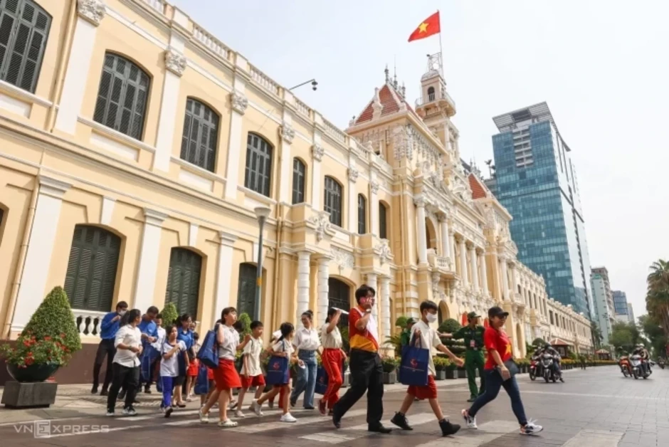 Hạn chế xe vào ba đường trung tâm TP HCM ngày 25/3 Hạn chế xe vào ba đường trung tâm TP HCM ngày 25/3