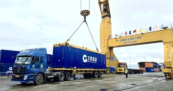 Hàng hóa từ Trung Quốc trực tiếp về Cần Thơ bằng đường thủy