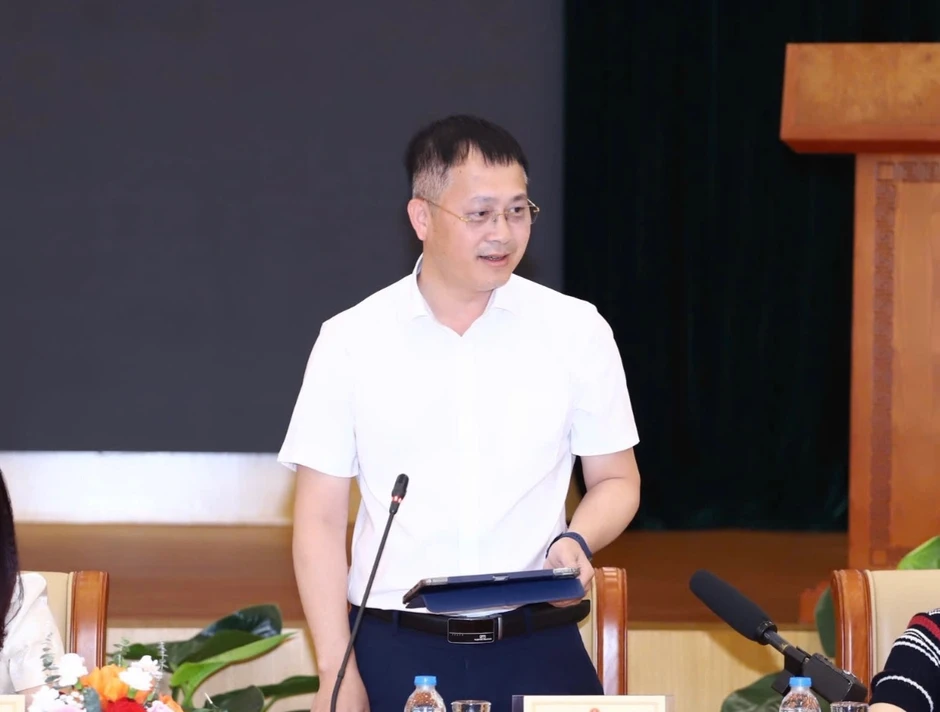 Hàng không đủ nhiên liệu bay dịp 30/4, vé máy bay chưa thể tăng trần Hàng không đủ nhiên liệu bay dịp 30/4, vé máy bay chưa thể tăng trần