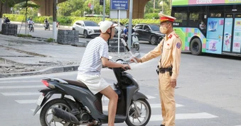 Hơn 3,7 triệu trường hợp vi phạm giao thông bị CSGT xử lý