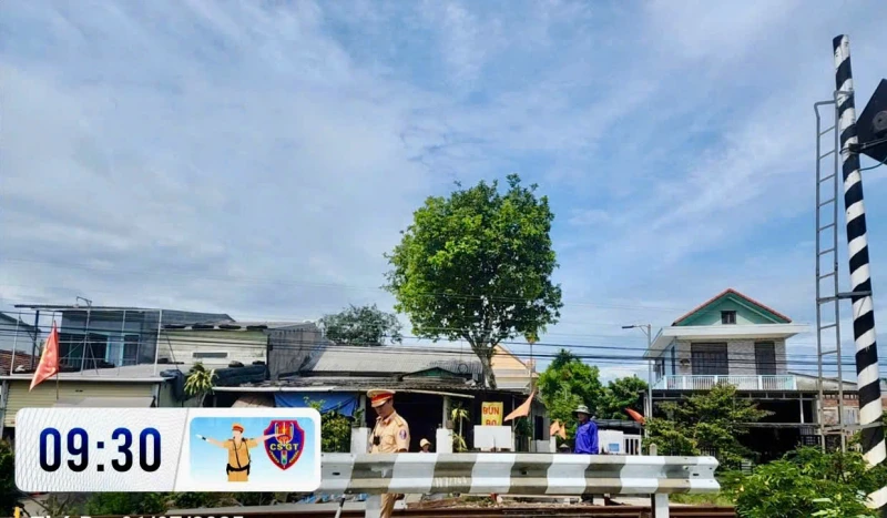 Huế quyết tâm đóng đường ngang tự mở trên tuyến đường sắt Bắc – Nam ngang qua Huế quyết tâm đóng đường ngang tự mở trên tuyến đường sắt Bắc – Nam ngang qua