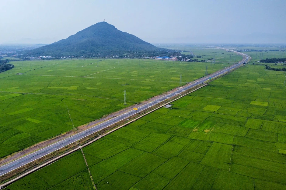 Khai thác 22km đầu tiên của cao tốc Khánh Hòa - Buôn Ma Thuột