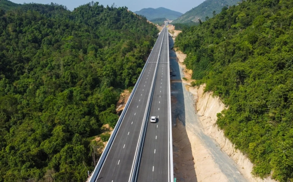 Khai thác toàn tuyến cao tốc Bắc - Nam vào cuối tháng 4 Khai thác toàn tuyến cao tốc Bắc - Nam vào cuối tháng 4