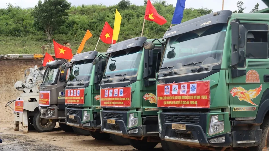 Khởi công Dự án thành phần 2, đường cao tốc Quy Nhơn – Pleiku Khởi công Dự án thành phần 2, đường cao tốc Quy Nhơn – Pleiku