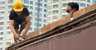 Loạt xe tải công trình vi phạm ở Hà Nội bị cắt bỏ thành thùng cơi nới