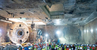 Máy đào hầm 'Táo bạo' về đích, nối thông toàn tuyến ngầm metro Nhổn - Ga Hà Nội