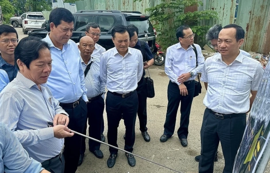 Nghiên cứu tổ hợp thương mại, dịch vụ phía trên ga Thủ Thiêm Nghiên cứu tổ hợp thương mại, dịch vụ phía trên ga Thủ Thiêm