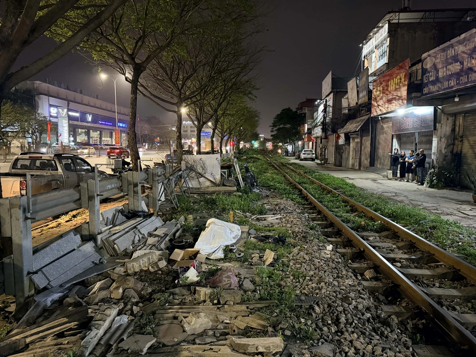 Người đàn ông tử vong do va chạm với tàu hỏa Người đàn ông tử vong do va chạm với tàu hỏa