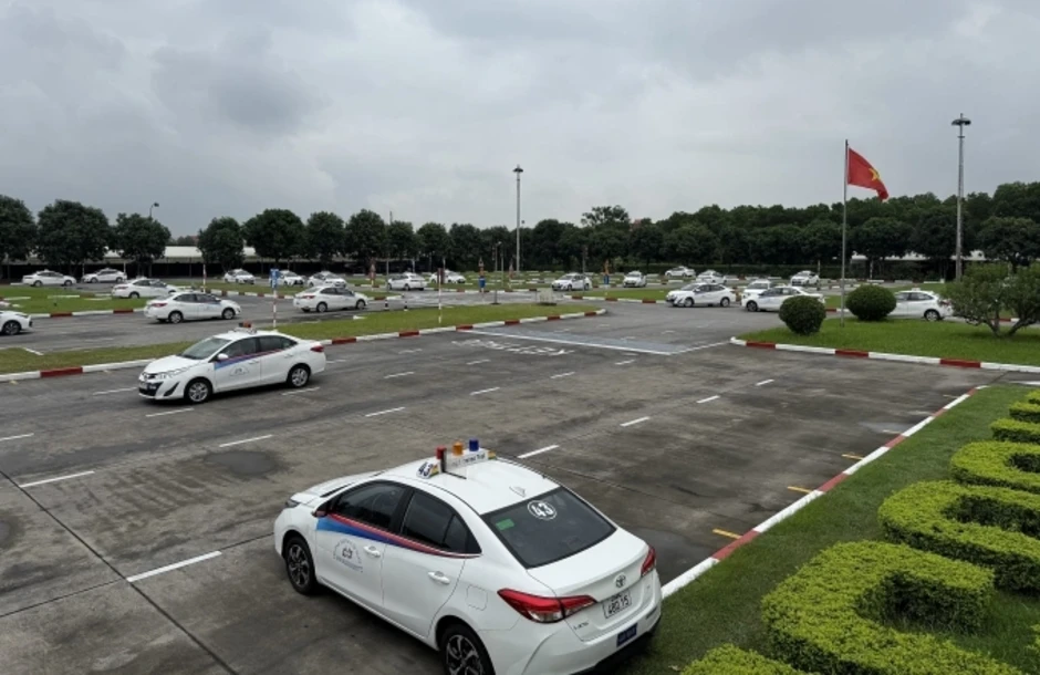 Người học, thi sát hạch lái xe sẽ phải xác thực nhận diện khuôn mặt Người học, thi sát hạch lái xe sẽ phải xác thực nhận diện khuôn mặt
